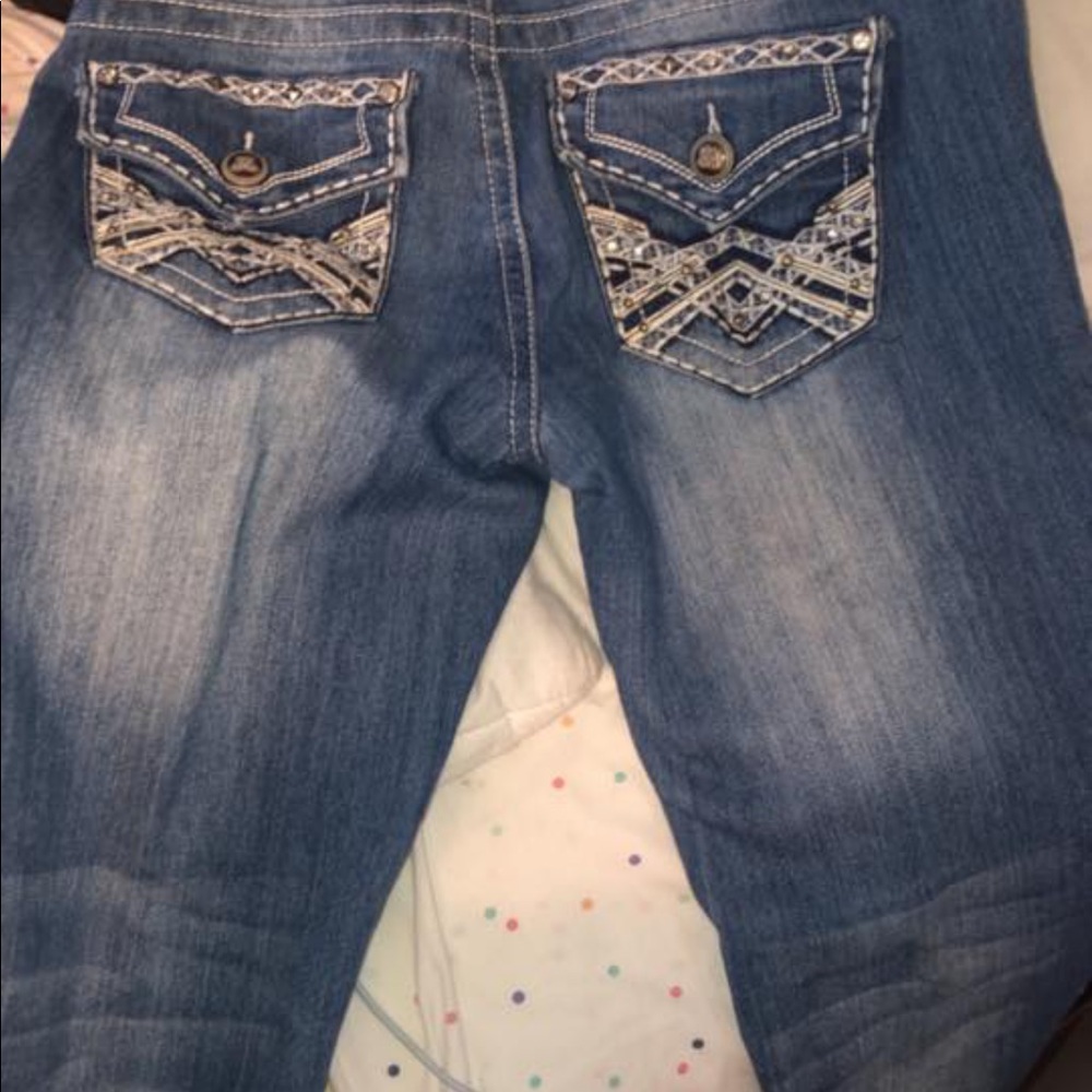 Capris - Picture 2 of 2